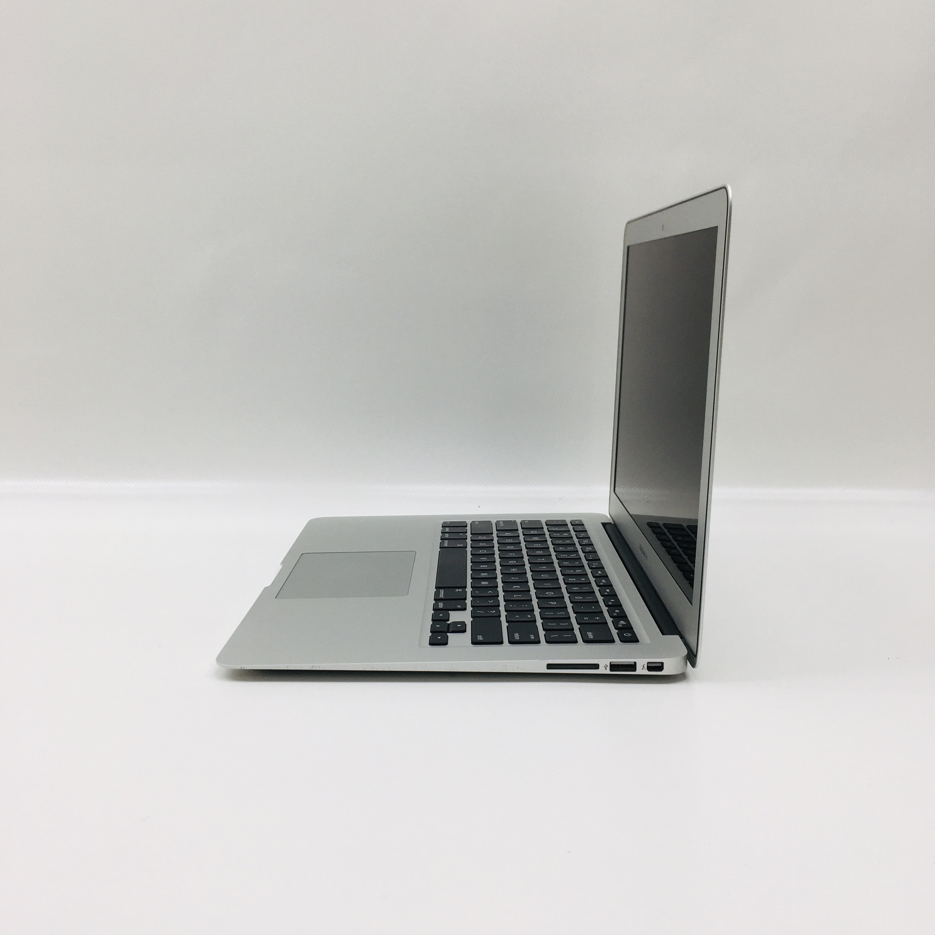 MacBook Air 13" Early 2015 (Intel Core i5 1.6 GHz 4 GB RAM 128 GB SSD), Intel Core i5 1.6 GHz, 4 GB RAM, 128 GB SSD, image 3